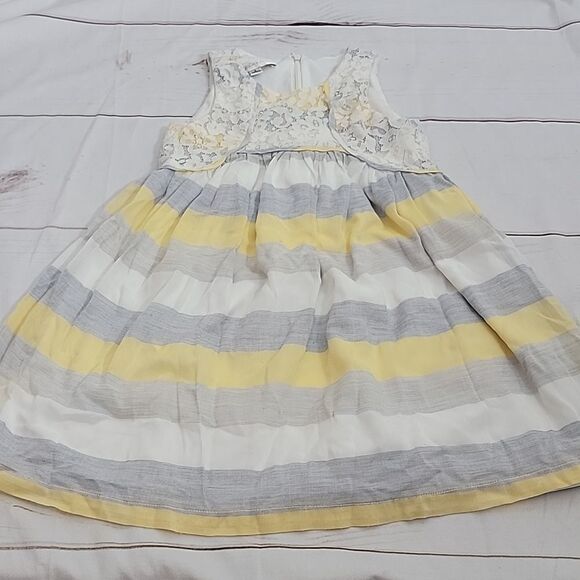 Isobella and Chloe Stunning Yellow and Gray Striped Lace Girls size 6 Dress - Picture 1 of 5
